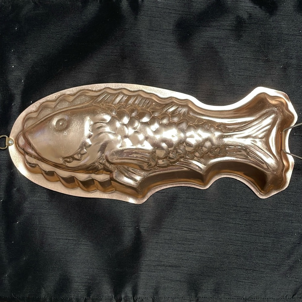 2 for $10 Vtg Copper Fish Mold